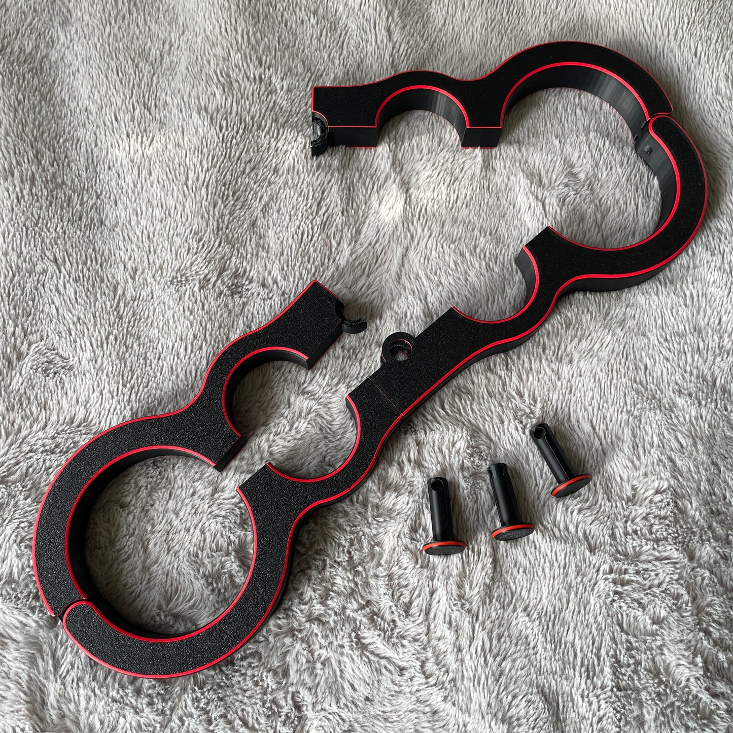 BDSM-Pranger – Hand- und Fußfesseln