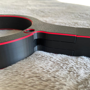 Close-up van een BDSM schandpaal voor de nek en polsen - The Secretary stijl